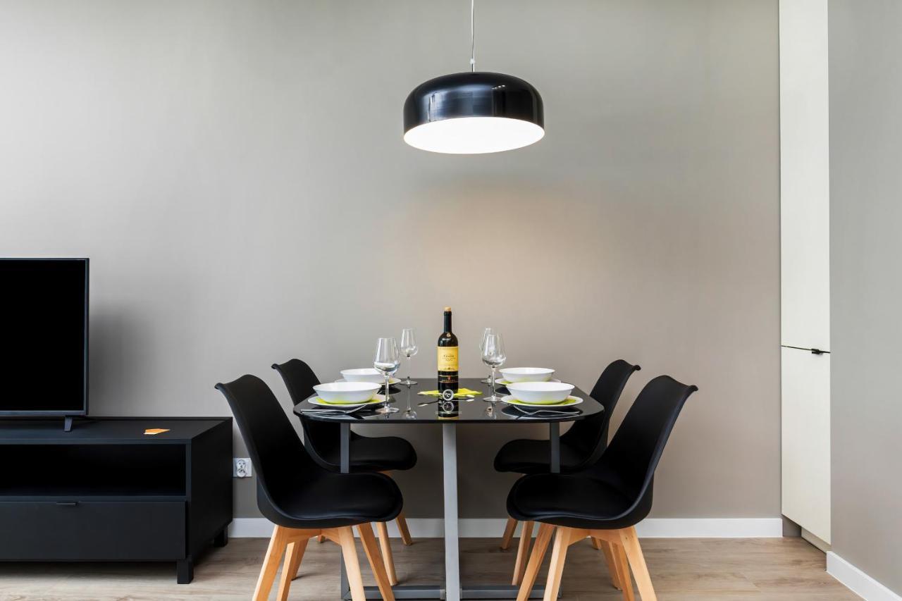 Modern City Center Apartments By Noclegi Renters Poznań Zewnętrze zdjęcie